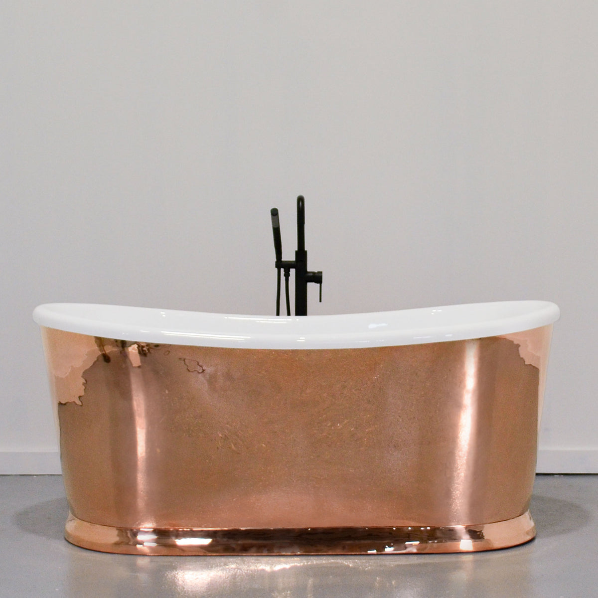 67" x 32" Copper Tub “SanSiro Champagne 67PCSoak” Copper/CoreAcryl Hybrid in Mirror Polished Exterior